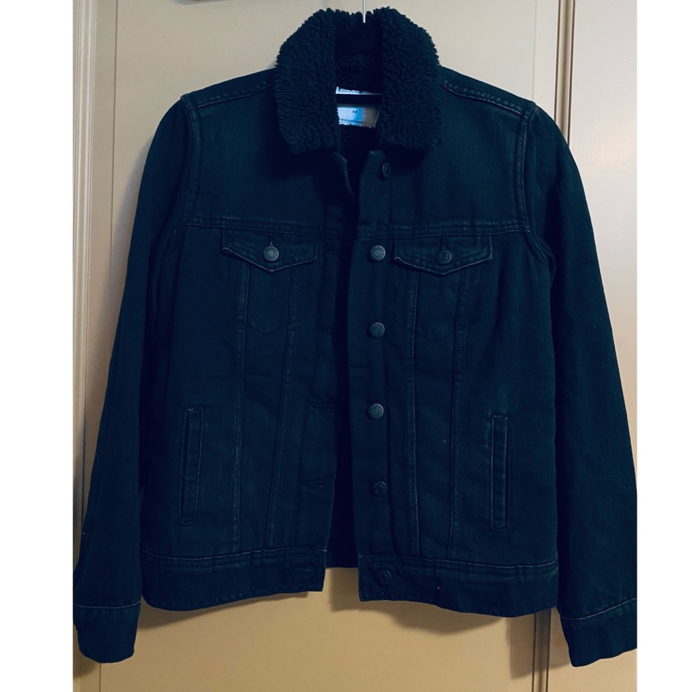 NWT Sherpa lined denim jacket